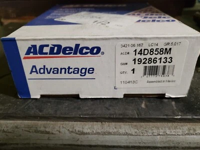 NUEVO AC DELCO 14D858M Juego de pastillas de freno trasero para 01-07 Chrysler Town & Country  Foto 1 de 4