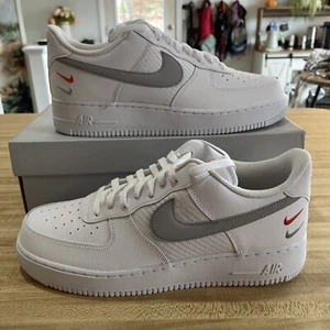 NIKE AIR FORCE 1 07 "DOUBLE MINI SWOOSH" WHITE-WOLF GREY-RED Size 12 FD0666-100 - Picture 1 of 12