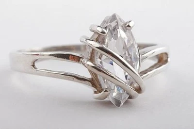 Kristall Ring 925 er Sterling Silber Größe 57 Top! . - Bild 1 von 4