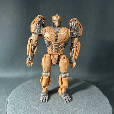 Transformers Rise of the Beasts Studio Series Voyager Class Cheetor Figure - Image 1 of 4