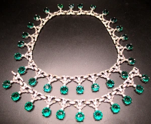 CORO Unsigned Gorgeous Green & Ice Rhinestone Vintage Necklace Bracelet Set - Picture 1 of 5