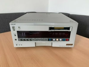 Sony DSR-80P High-End DVCAM / DV / miniDV Recorder - Bild 1 von 11