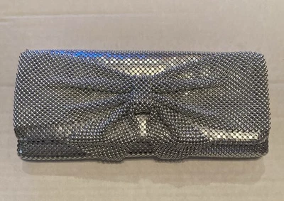 Cartera de Noche Plateada Bolso sin asas Correa de Cadena Formal Elegante Boda Malla Lazo Foto 1 de 4