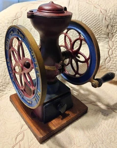 Antique Star Coffee Mill, Manual, Vintage, Classic, Cast Iron, Made in Japan, - Picture 1 of 7