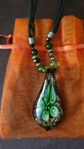 Ladies Necklace - Picture 1 of 5