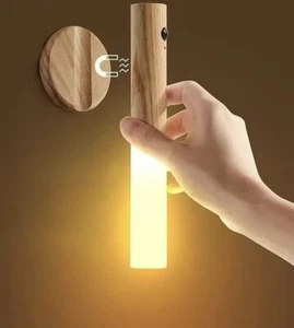 Luce Notturna LED Sensore di movimento, Magnetica, Ricaricabile a Led, USB - Foto 1 di 6