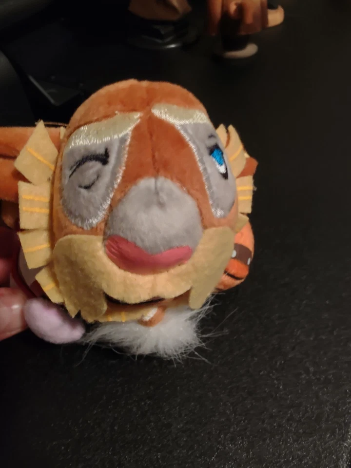 Llavero DOTA Mystery Plush Brewmaster Foto 1 de 4