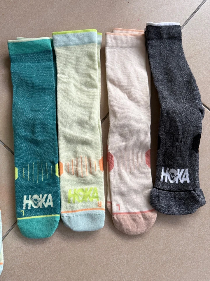 HOKA crew socks XL