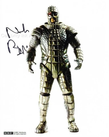 NICHOLAS BRIGGS - Ice Warrior Voice - Doctor Who GENUINE SIGNED AUTOGRAPH Cover