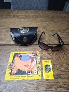 Gafas de sol y estuche Ed Hardy Love Dog EHS006 marco negro SOLO SIN LENTES de colección - Imagen 1 de 15