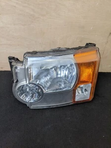 LAND ROVER DISCOVERY 3 N/S SCHEINWERFER BEIFAHRERSEITE XBC500032 - Bild 1 von 3