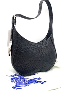NUEVO CON ETIQUETAS AUTÉNTICO $2190 Bolso de Hombro Burberry Pequeño Ajedrez Granulado Cuero de Becerro en Negro - Imagen 1 de 19