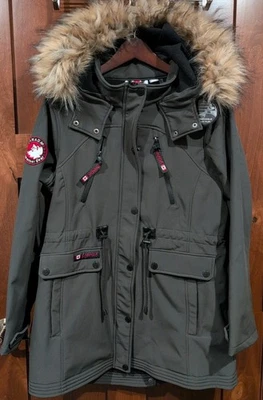 Jaqueta feminina azul-petróleo escura Canada Weather Gear. Capa impermeável. Tamanho grande.  - Imagem 1 de 4