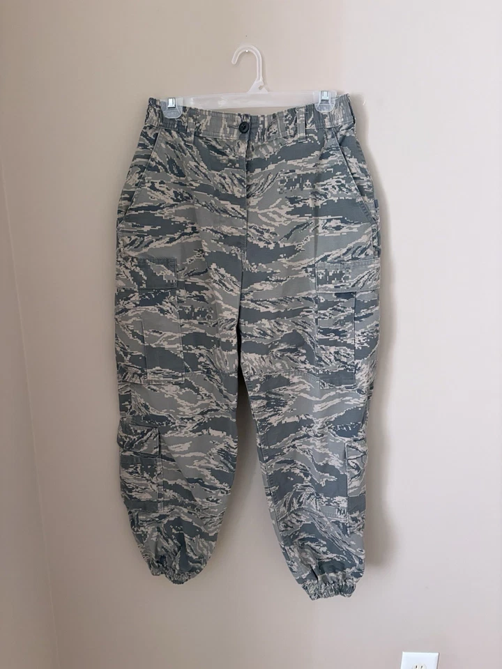 Pantalones militares de EE. UU. para mujer 28x27 verde tigre camuflaje fuerza aérea carga pantalones utilitarios Foto 1 de 3