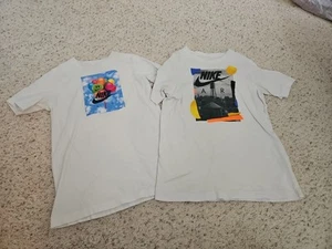 Lot of 2 Boy's Nike Graphic Tee Shirts Size Youth Large - Picture 1 of 4
