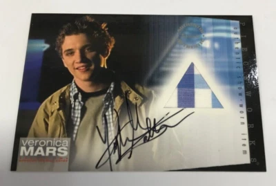 Veronica Mars Season 2 Trading Card Autograph Costume Card APW3 Kyle Gallner - Image 1 of 2