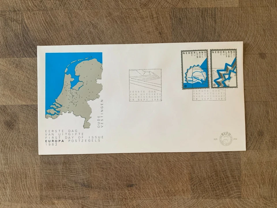 NETHERLANDS 1982 FDC 204 EUROPA FORTIFICATIONS LAYOUTS ENKHUIZEN COEVORDEN - Image 1 of 1