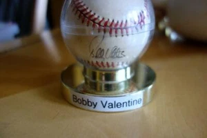 Official MLB Rawlings Major American League BOBBY VALENTINE Autographed Baseball - Picture 1 of 3