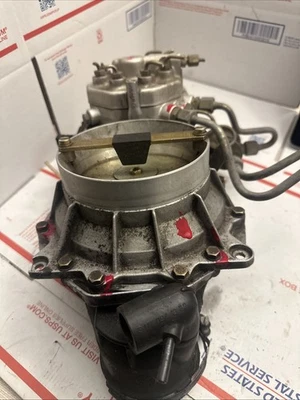 86-91 Mercedes-Benz Fuel Injection Distributor 560SEL 560SL 420SEL 560SEC V8 OEM - Image 1 of 4