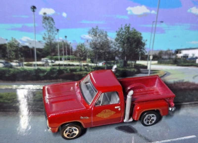 Camión Dodge Lil Red Express 1978 Hot Wheels 2011 excelente estado  Foto 1 de 2
