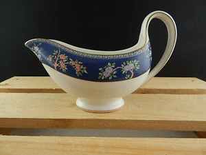 Vintage 1986 Gravy Porcelain WEDGWOOD Sauce Pan Blue Siam - Picture 1 of 5