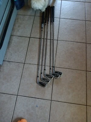 Wilson Staff Di5 5,6,8,9 PW Steel Shaft Regular Flex Irons Set Golf Clubs- RH - Image 1 of 4