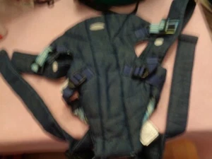 INFANTINO COZY BABY RIDER PORTABEBÉS ACOLCHADO EN EL INTERIOR DE LA TIRA AZUL/AMARILLA - Imagen 1 de 6
