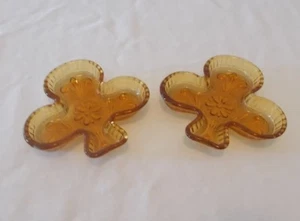 2 Tiara Sandwich Bridge Card Glass Candy Mint Nut Dishes Amber Club Clover - Picture 1 of 2
