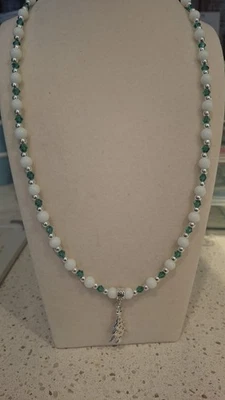 Colar de Natal feito à mão - Imagem 1 de 4