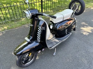 Lambretta Li 150 - Picture 1 of 4