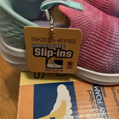 NUEVO Zapatos Skechers Ultra Flex 3.0 Sin cordones Manos Libres Pastel Nubes Talla 5 Niño pequeño Foto 1 de 4