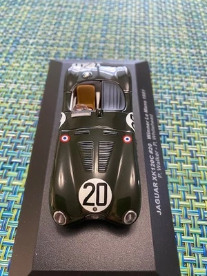 1/43 IXO 1951 Jaguar XK 120C ganador de Le Mans Walker Whitehead Foto 1 de 4