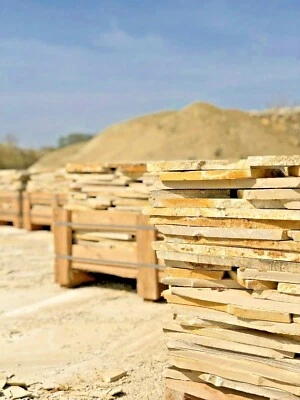 Poolumrandung 13-20mm mediterrane Polygonalplatten crema 30m² Terrassenplatten - Bild 1 von 4