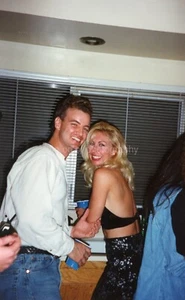 WIE SIE ROLLTEN Farb FUNDFOTOGRAFIE Schnappschuss VINTAGE 54 LA 91 BB - Bild 1 von 1