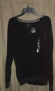 Camicia invernale leggera scollo a V J Ferrar taglia xl viola stampa stemma camicia nera - Foto 1 di 4