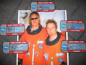 Aerosmith Set 5 Signed Amadeddon Space Suit Patches Guaranteed RARE - Picture 1 of 7