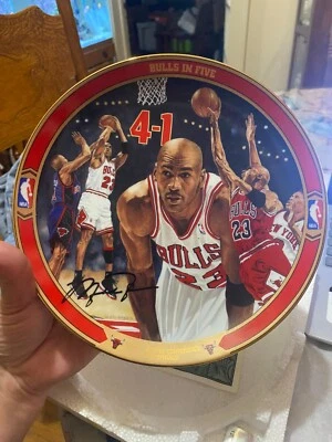 Placa de coleccionista NBA Michael Jordan “Bulls in Five” Bradford Exchange Chicago Foto 1 de 3