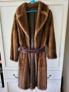 Brown female mink coat - Size Small comes with Brown Letter Belt