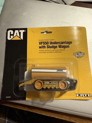 Ertl CAT VFS50 Undercarriage with Sludge Wagon Diecast 1/64 Scale Replica - Image 1 of 4