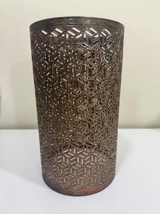 Vintage filigraner Lampenschirm aus Metall nur 10,5 Zoll hoch - Bild 1 von 9