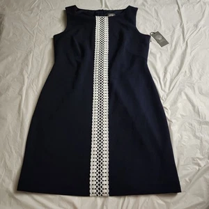 Vince Camuto White Embroidered Sleeveless Sheath Dress Navy Womens Size 12 New - Picture 1 of 9