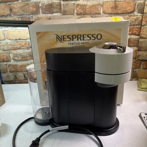 Breville Nespresso Vertuo Next & Aeroccino3 hellgrau (Modell: BNV520GRY) !LESEN! - Bild 1 von 7