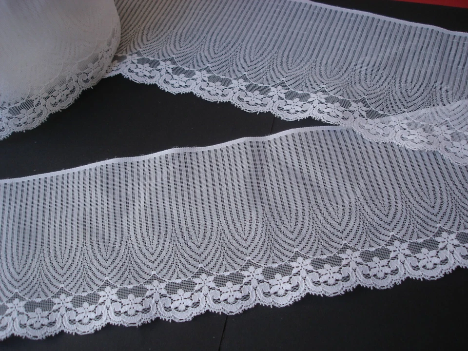 12 Mètres Ancienne Dentelle de CALAIS,  TULLE LYCRA  Largeur : 11 cm.-  - Photo 1/4