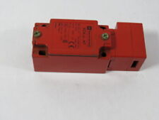 Telemecanique XCK-J5910H7 Safety Interlock Switch 240V 3 A NO/NC USED