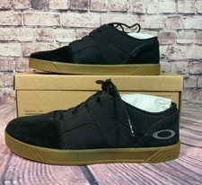 oakley street 2 td sneakers