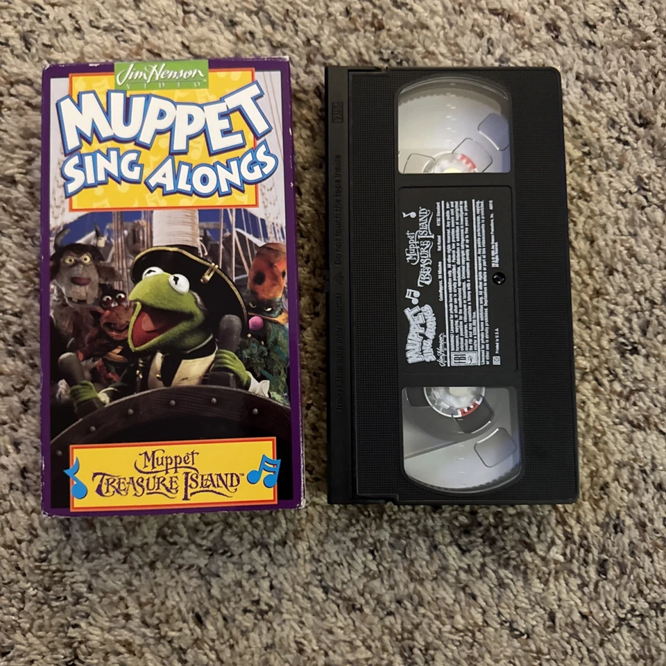 New Vintage Muppet Sing-Alongs - Muppet Treasure Island (VHS, 1996) - Image 1 of 1