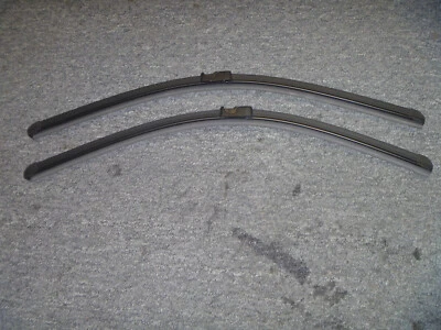 2001-2005 Volkswagen VW Passat Windshield Wiper Blade 3B0-998-002-A OEM New 2002 - Изображение 1 из 2