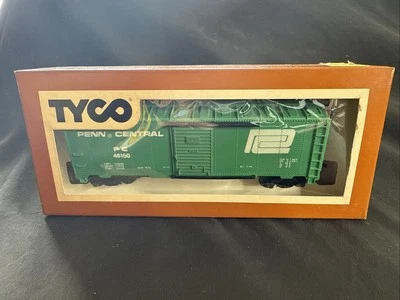 Vintage in Box Tyco Penn Central Box Car Train Green PC 46150 HO Scale Near Mint - Image 1 of 4