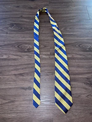 Corbata Lands' End para Hombres Azul Marino Amarillo Seda Repp Rayas Cosida a Mano Hecha en EE. UU. Foto 1 de 4