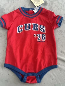 New MLB Chicago Cubs Baby Bodysuit Red Size 3/6 Months - Picture 1 of 9